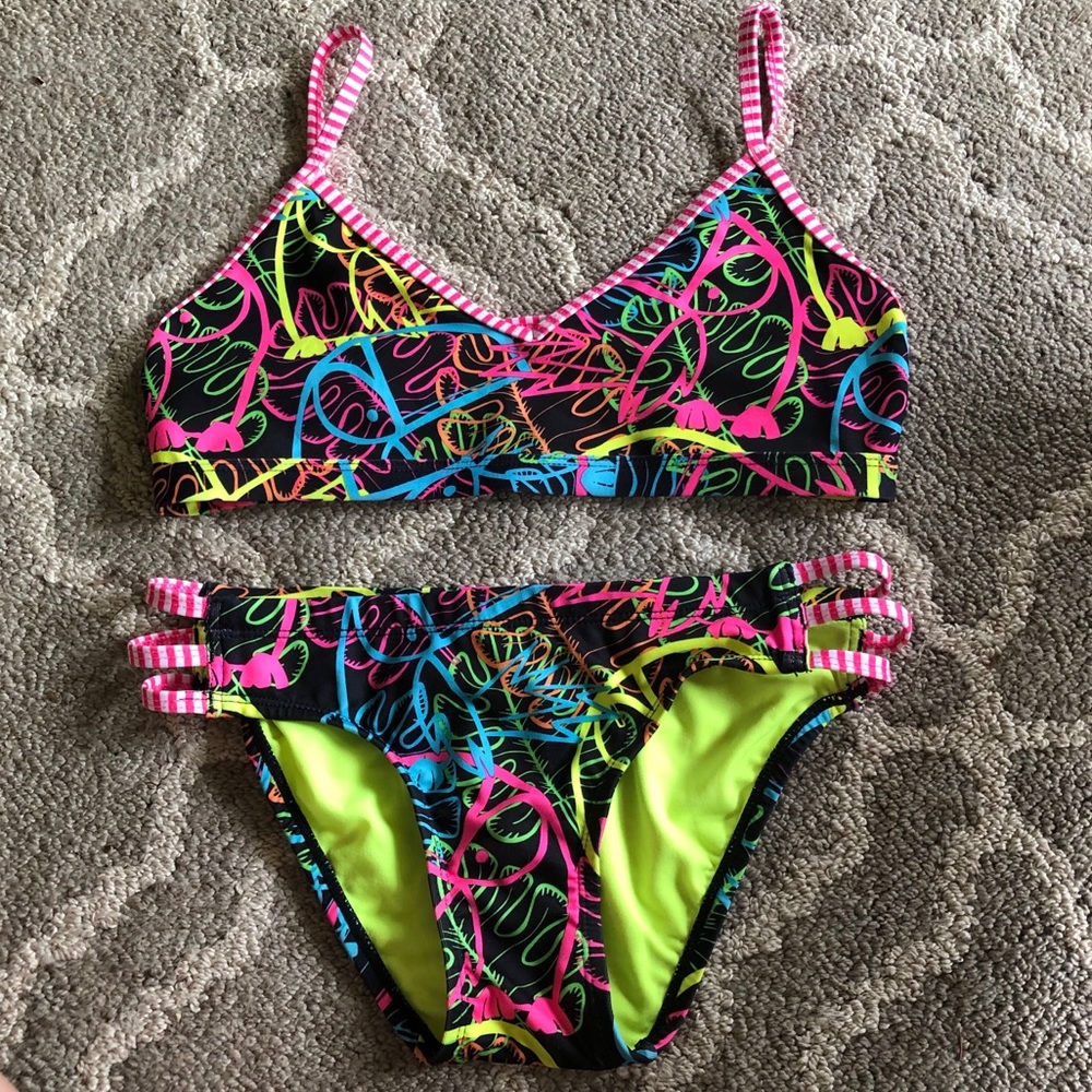 Dolfin uglies bikini set